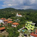 Popov Guest house Marchevo