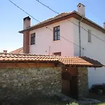 Popov Guest house 2*