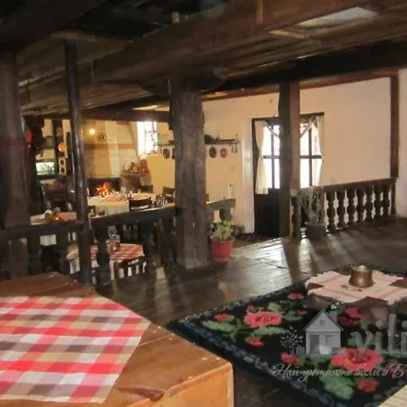 Popov Maison d'hôtes 2*