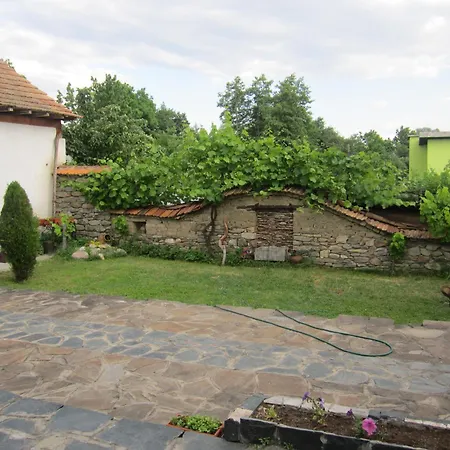 Popov Pensionat 2*