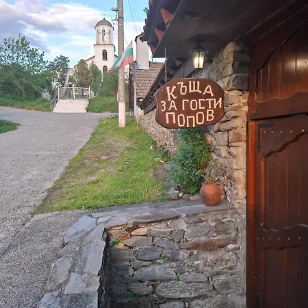 Popov Vendégház 2*