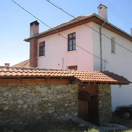 Popov Guest house 2*